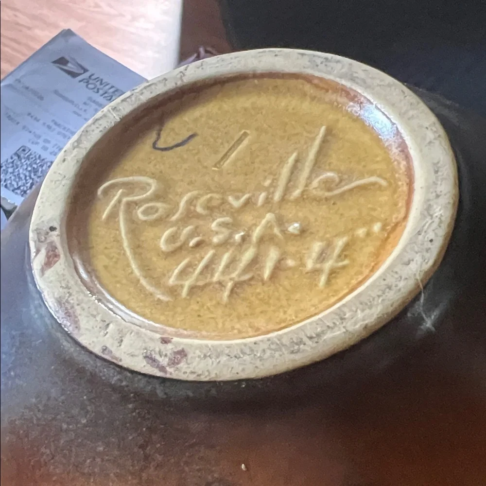 Antique/Vintage Roseville Pottery Artisan Ceramic Vase with Pinecone Relief - Picture 3 of 7